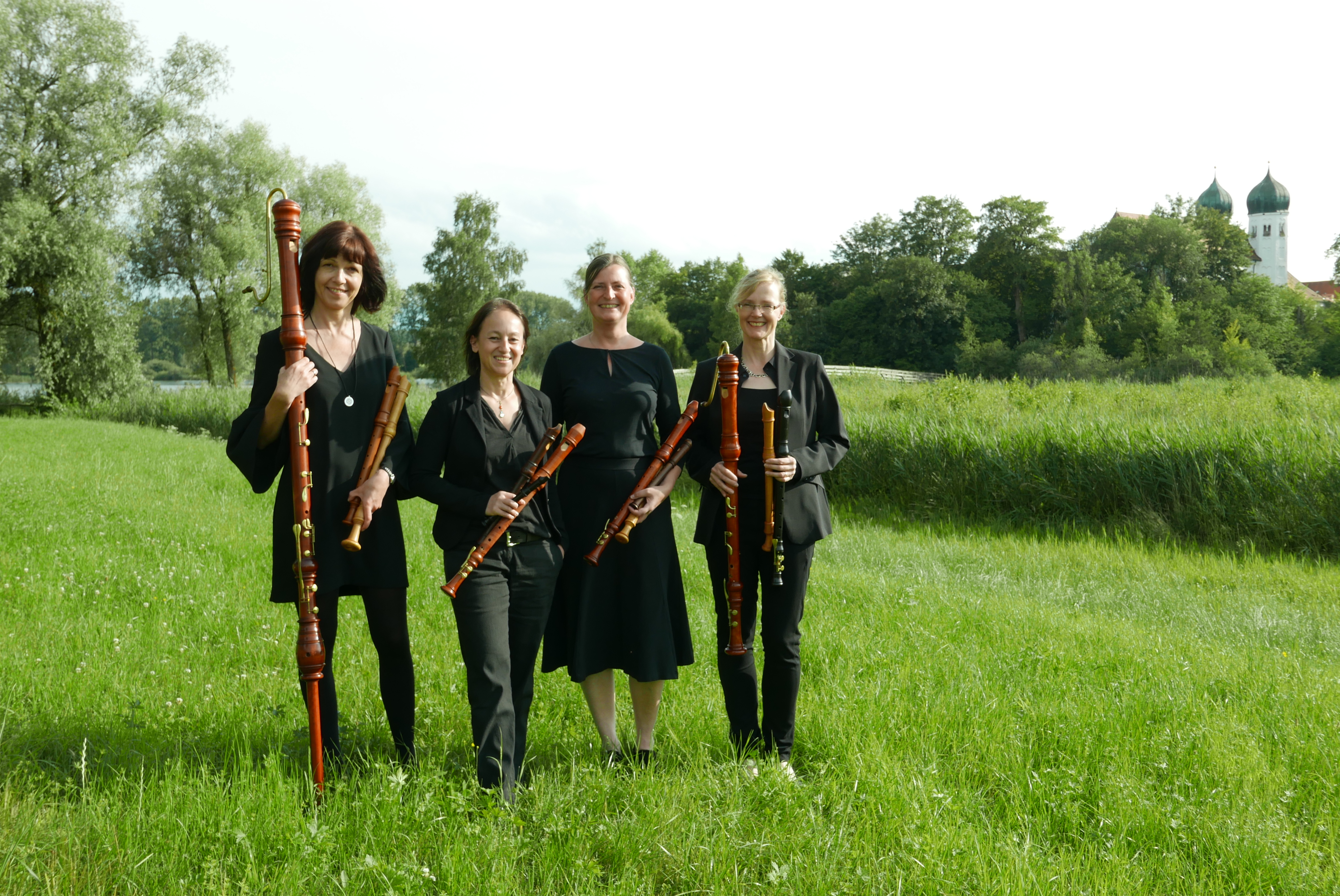 Concerto Dolce Das Blockflötenquartett Concerto Dolce gastiert am 20.7. in der Walburgiskirche in Kloster Seeon.